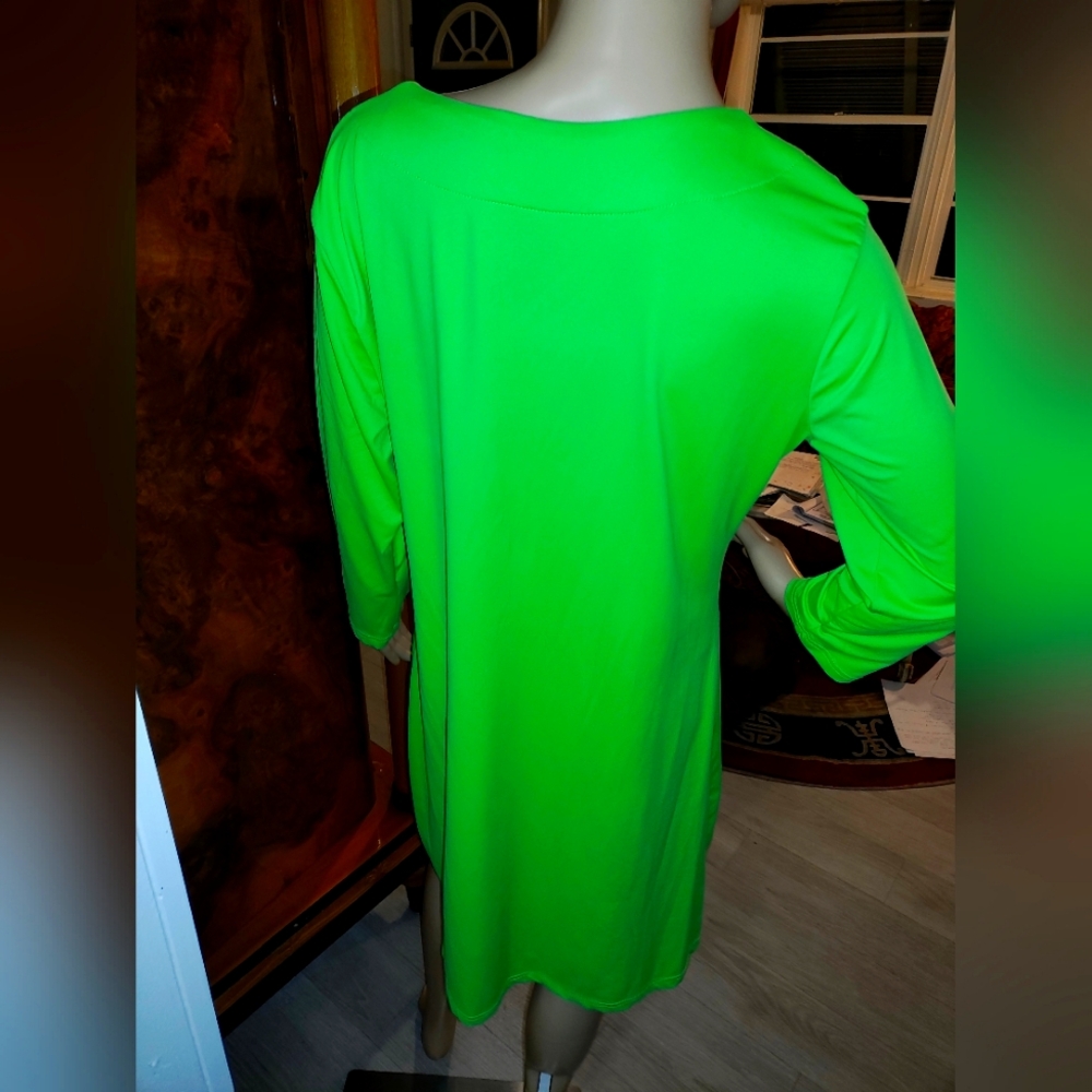 Beautiful spring top - Picture 2 of 4